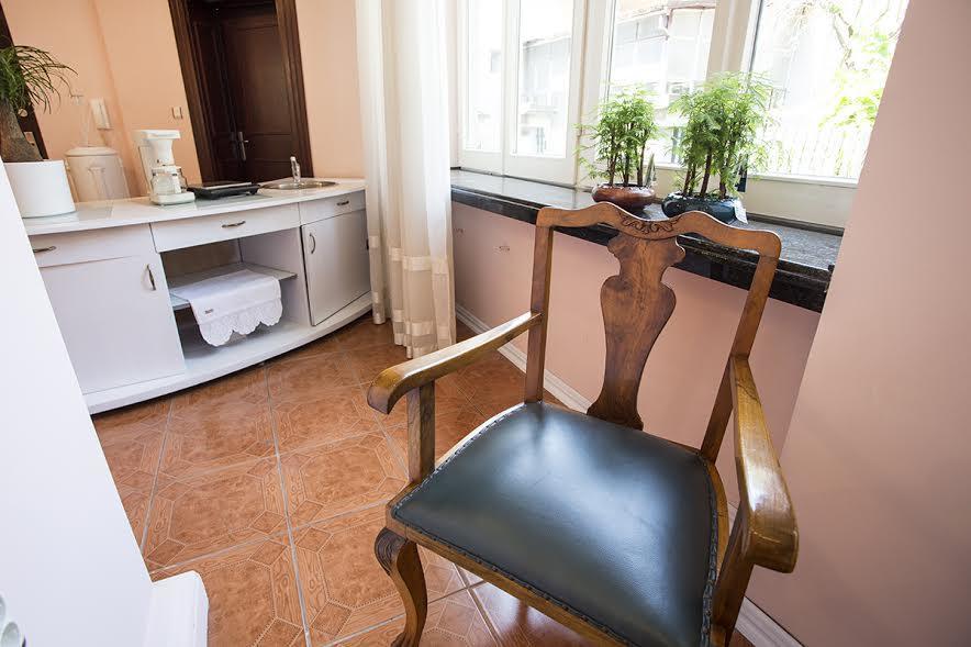Luna Apartment Нови Сад Екстериор снимка