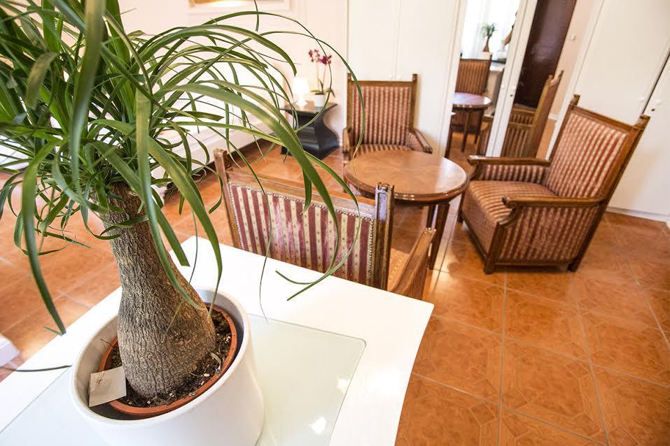 Luna Apartment Нови Сад Екстериор снимка